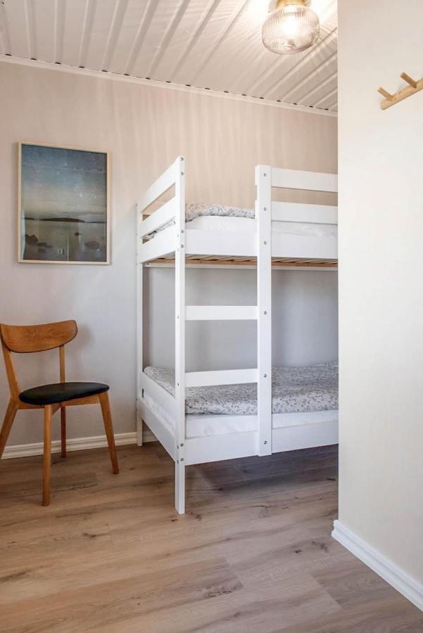 Nyrenoverat Gardshus Pa Havstomt Med Hoeg Standard Örnsköldsvik Exterior foto